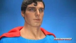 1/6 Hot Toys Christoper Reeve Superman : Quick look and issues to look out for.
