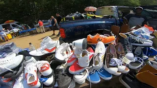 NIKES FROM THE 80s SITTING AT THE FLEA MARKET. $3 SAMPLE SALE ALMOST KNOCKED ME OUT. NINTENDO IN BOX