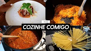COZINHE COMIGO: Macarrão bolonhesa e salada 🥗 (participação especial)