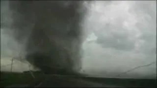 Midwest Tornado Video: Twisters Caught on Tape, Kansas and Nebraska Hit