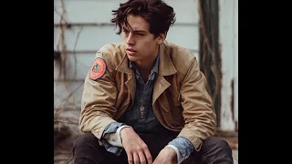 Riverdale-Cole Sprouse/Jughead/photos