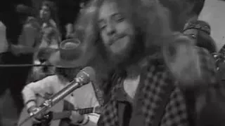 JETHRO TULL   WITCHES PROMISE LIVE ON TOTP AGY 29 01 1970