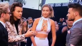Gigi Hadid Snubs Harry Styles During 2015 AMA Interview?