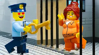 Oh No! Pregnant Inmate in Jail - LEGO City Police Prison Break | REO Brickfilm