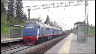 Тепловоз 2ТЭ25К-0005 "Пересвет" с хозяйственным поездом и 2М62У-198 толкач