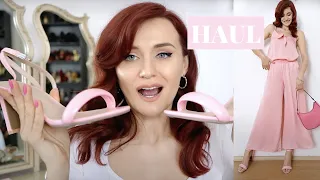 Haul colorat de primavara - vara cu haine si accesorii la preturi accesibile