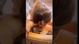 Светлана Лобода кормит младшую дочь