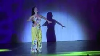 Marta Korzun dancing baladi by Armen Kusikian, december 2013