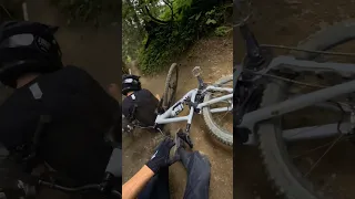 This is why you NEVER ride Carbon Mountain Bikes 😳