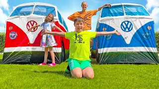 Max and Katy spend all day in a tent