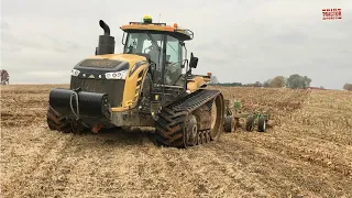 Heavy Duty Tillage | 600 HP CHALLENGER MT875E Tractor