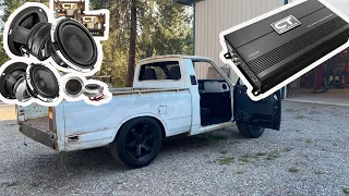 The '77 Yota Gets An Epic Sound System!