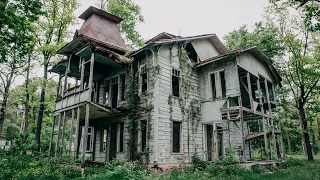 Abandoned Satanic Ritual Mansion Hidden Deep In The Dark Forest