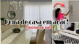 ❤️FAXINA NA SALAMóvel novo+ pintura /Lavei tapete, cortina/Limpei os vidros/Tudo impecável por aqui