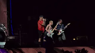 Red Hot Chili Peppers intro into All Round The World - Atlanta Georgia Truist Park 8/10/22