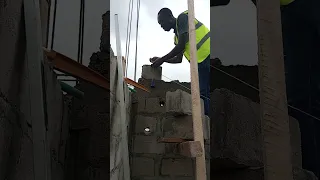 comment utiliser le fil à plomb dans la construction de vos maisons