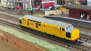 HORNBY NETWORK RAIL CLASS 37:97 DIESEL WITH SOUND