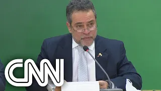 Casa Civil exibe documentos para rebater denúncias de deputado sobre Covaxin | CNN PRIME TIME