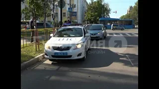Начинающий автолюбитель серьезно травмировал пенсионерку на «зебре» в Хабаровске.  Mestoprotv