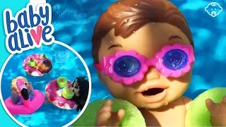 👶 Baby Alive Daycare Kids GO SWIMMING in a baby pool with new floaties! 💦