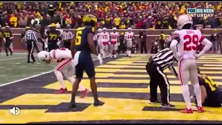 OSU player RIPS Michigan player’s HELMET off and FIGHT starts!