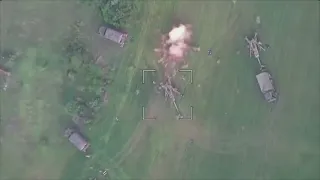 Russian army used drones loitering munition to attack Ukrainian army M777 155mm howitzers