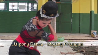 Jaipong Dance - Mojang Priangan (Indri Pujiastuti)