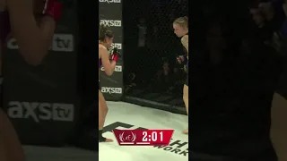 Karolina Wojcik successfully takes down Gloria de Paula and then attempts a triangle submission