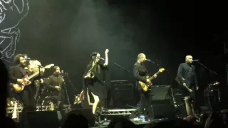 PJ Harvey "The Ministry of Defence" | Live in İstanbul, Turkey