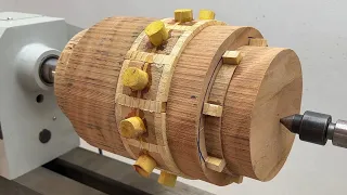 Amazing Woodturning Crazy - A Mysterious Artistic Masterpiece Inside Endless Wooden Blocks