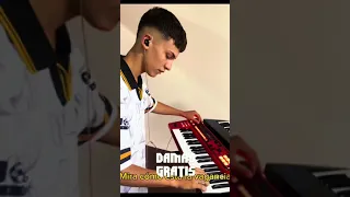 Damas Gratis VERSUS Pibes Chorros 🎹 Punteos en Teclado / Batalla De Teclados 🎹