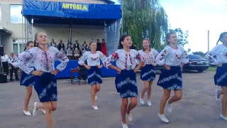 Танець "Ми Українці" Самоцвіти с.Заставне