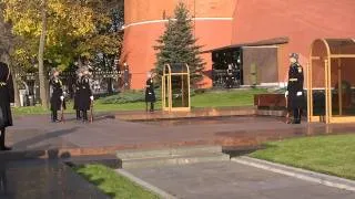 changing of the guard at the eternal flame in Moscow