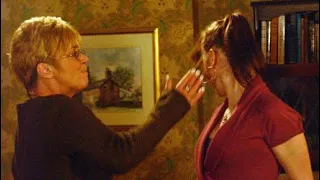 Coronation Street - Deirdre Barlow Slaps Tracy Barlow (25th March 2007)