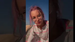Лобода с дочерью на пляже