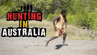 Hunting Crocodile, Crab and Buffalo in the Australian Outback!