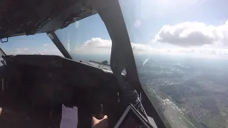 737 Arrival and landing at Zurich Airport. Full cockpit view of the arrival and approach into Zurich