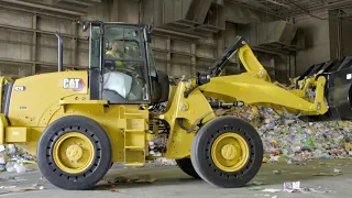 Cat® 914 and 920 Waste Handlers | Features and Benefits
