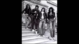 Ramones - curto mto essa música... 🎧🎵🎶🎼🎸