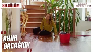 Merdivenlerden düşen Selin! - Kırgın Çiçekler 86.Bölüm