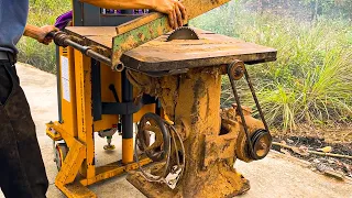 The Young Man Helped The Carpentry Workshop Restore An Old Table Saw // The Results Were Amazing