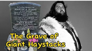 The Grave of British Wrestler Giant Haystacks. Agecroft Cemetery. Salford. Manchester
