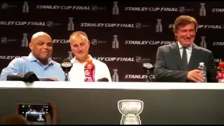 ENG video with Gretzky and Barkley. Как Уэйн Гретцки встретился с Чарльзом Баркли на финале НХЛ