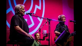 Cantar al mundo desde América Latina - Teresa Parodi y Víctor Heredia en #CLACSO2018