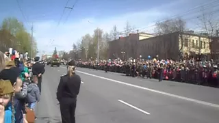 Парад победы 9 мая 2015 в Томске (БТРы, Град, Артиллерия)