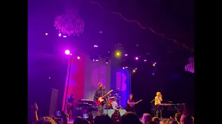 Hanson, "A Minute Without You" - San Francisco - Aug. 30, 2022.