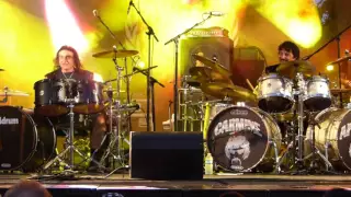 Appice Brothers - drum war with exchange of sticks in air