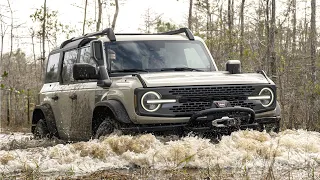 New 2022 Ford Bronco Everglades Special Edition | Integrated 10,000-pound ZEON 10-S WARN® winch