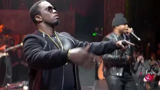 Puff Daddy feat Mase - "Mo' Money Mo' Problems" (Live)