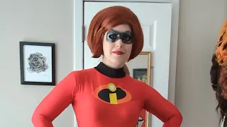 Get ready with me as Mrs Incredible! #grwm #mrsincredible #elastigirl #cosplay